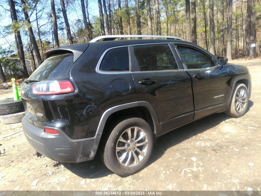 VIN 1C4PJLLB4KD132653 2019 JEEP CHEROKEE LATITUDE PLUS