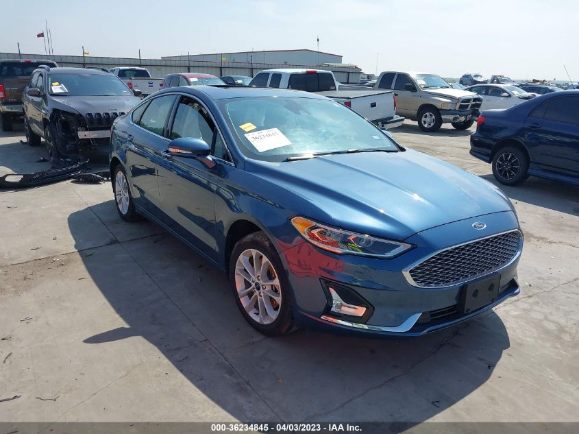 2019 FORD FUSION ENERGI TITANIUM - 3FA6P0SU1KR190597