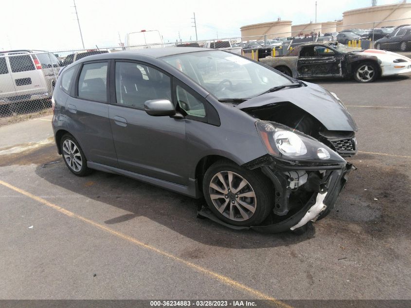 2013 HONDA FIT SPORT - JHMGE8H56DC049589