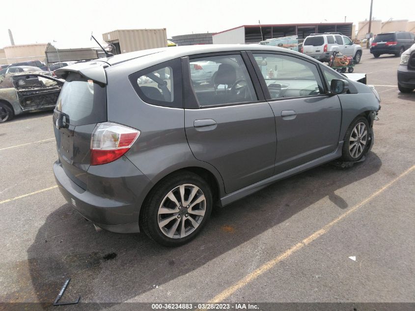 2013 HONDA FIT SPORT - JHMGE8H56DC049589