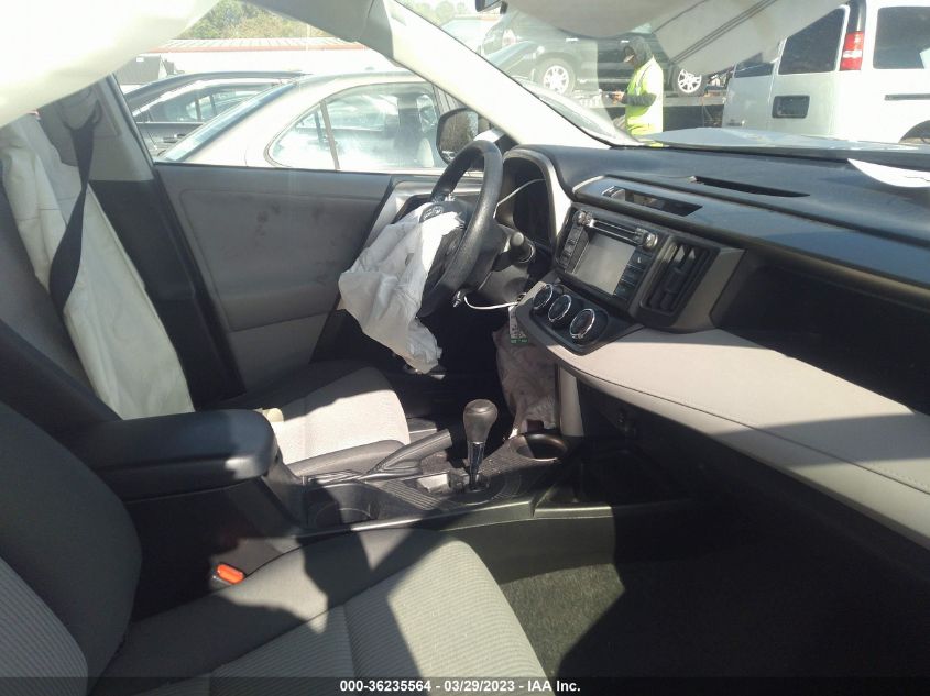 2013 TOYOTA RAV4 LE - JTMZFREV8D5017880