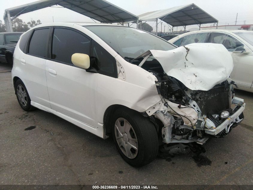 2013 HONDA FIT SPORT - JHMGE8H56DC023588