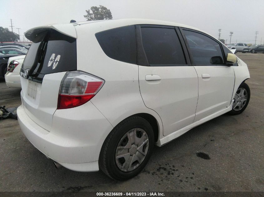2013 HONDA FIT SPORT - JHMGE8H56DC023588