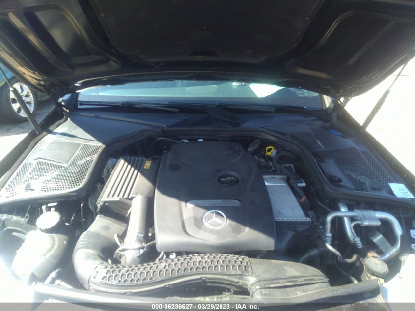 VIN 55SWF4KB8JU256158 2018 MERCEDES-BENZ C-CLASS C 300