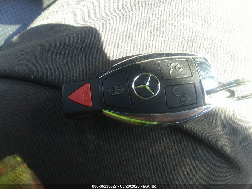 VIN 55SWF4KB8JU256158 2018 MERCEDES-BENZ C-CLASS C 300
