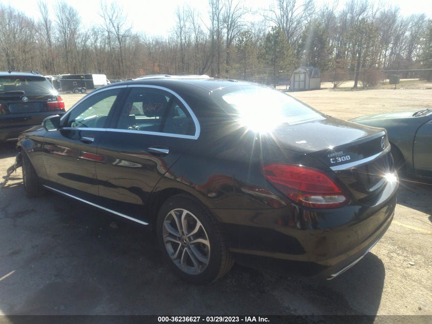 VIN 55SWF4KB8JU256158 2018 MERCEDES-BENZ C-CLASS C 300