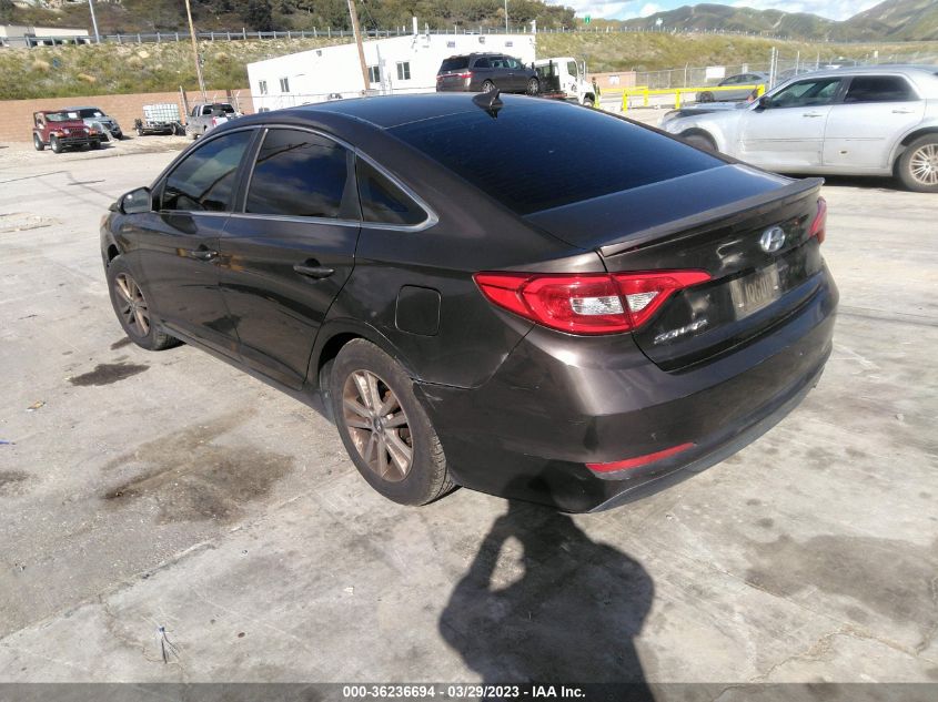 2015 HYUNDAI SONATA 2.4L SE - 5NPE24AF2FH152528