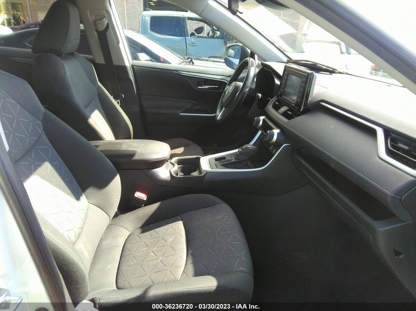 VIN 2T3P1RFV5MC163328 2021 TOYOTA RAV4 XLE