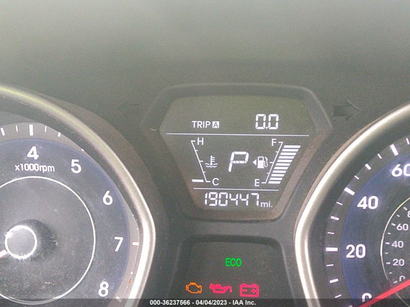 2015 HYUNDAI ELANTRA SE - 5NPDH4AEXFH622354