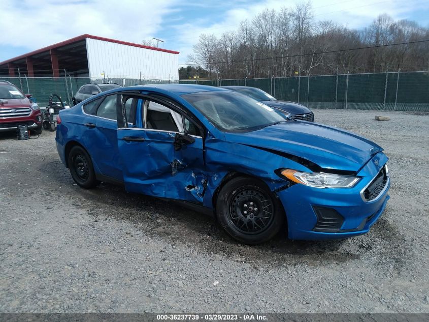 2020 FORD FUSION S - 3FA6P0G7XLR124053