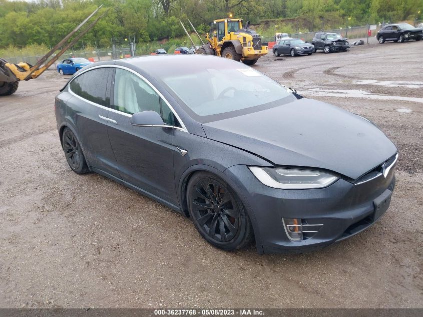 5YJXCBE20HF039308 TESLA MODEL X 90D/75D/100D 2017