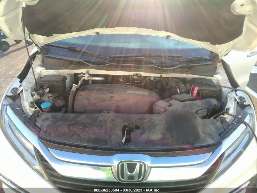 2018 HONDA ODYSSEY ELITE 5FNRL6H93JB016877