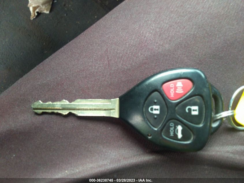 2013 TOYOTA COROLLA L/LE/S - 5YFBU4EE8DP094682