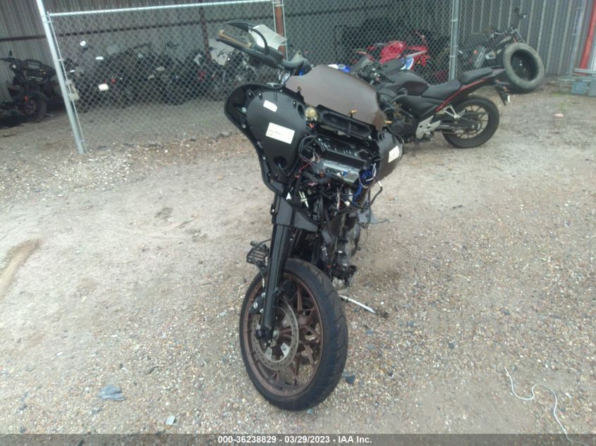 2022 HARLEY-DAVIDSON FLHXST - 1HD1ABL15NB609578