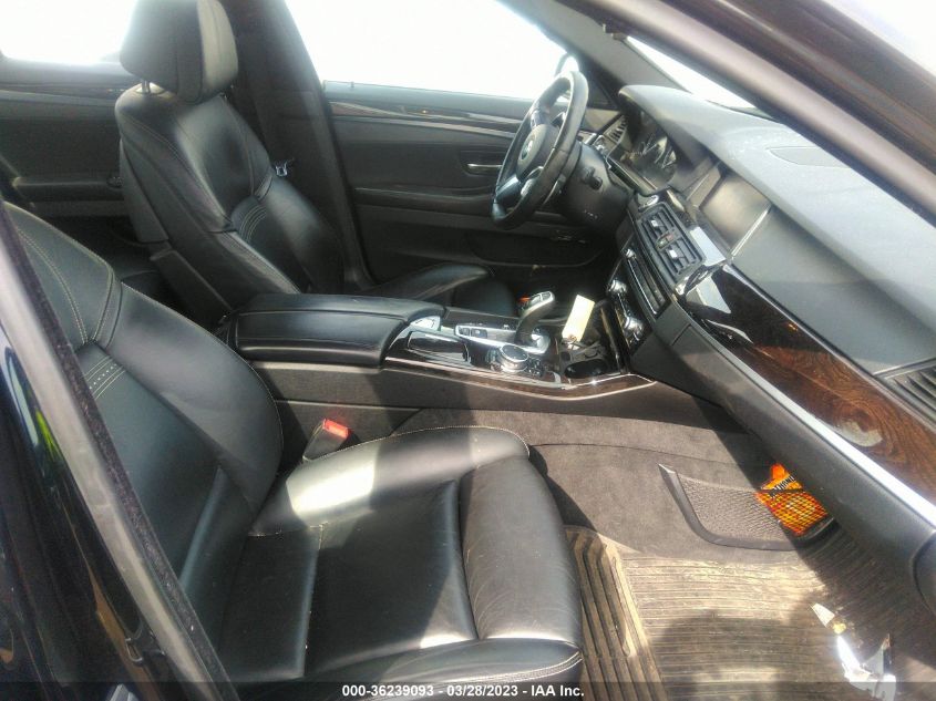 2015 BMW 5 SERIES 528I XDRIVE - WBA5A7C50FD625824