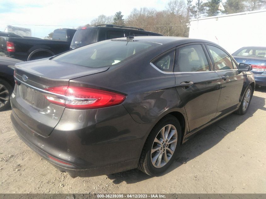 2017 FORD FUSION SE - 3FA6P0H7XHR351572