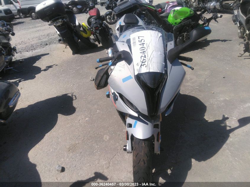2021 BMW S 1000 RR - WB10E2307M6E52023