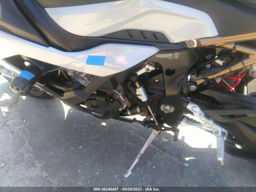 2021 BMW S 1000 RR - WB10E2307M6E52023