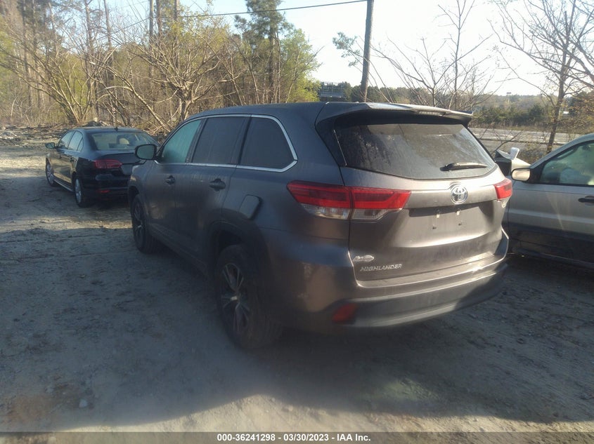 VIN 5TDZARFH2JS040553 2018 TOYOTA HIGHLANDER LE