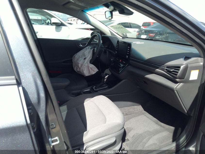 VIN KMHC65LC4LU208874 2020 HYUNDAI IONIQ HYBRID BLUE