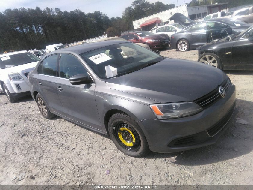 2014 VOLKSWAGEN JETTA SEDAN SE W/CONNECTIVITY - 3VWD17AJ2EM353257