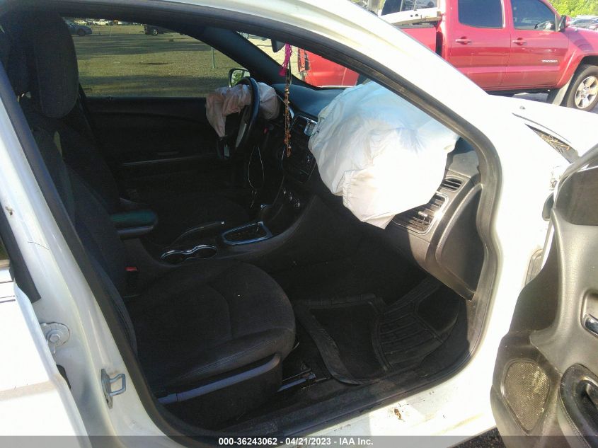 2014 CHRYSLER 200 TOURING - 1C3CCBBB8EN158910