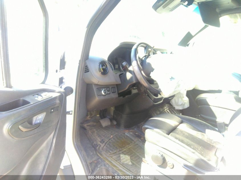 2021 MERCEDES-BENZ SPRINTER CARGO VAN - W1Y4EBHY4MT075812