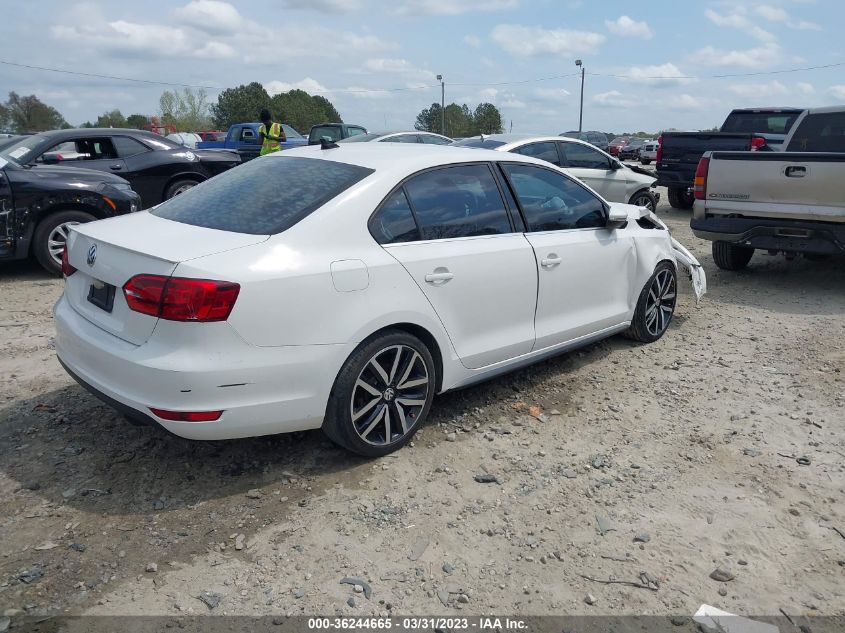 2013 VOLKSWAGEN GLI AUTOBAHN W/NAV 3VW5A7AJ3DM360771