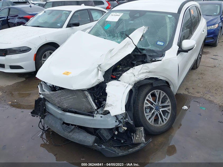 VIN 1FMCU0H65LUC33150 2020 FORD ESCAPE SEL
