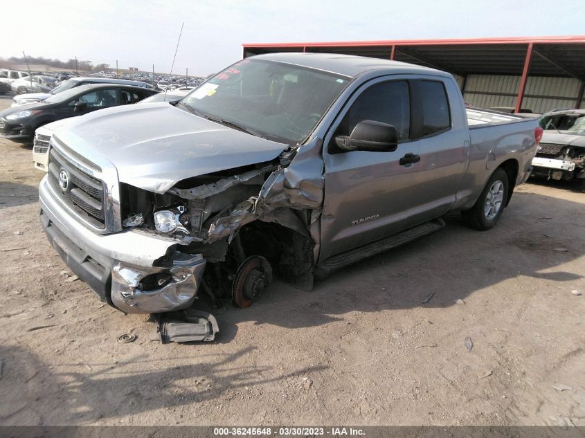 2013 TOYOTA TUNDRA 4WD TRUCK 5TFUM5F11DX041673