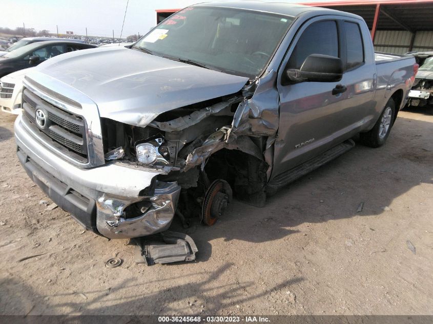 2013 TOYOTA TUNDRA 4WD TRUCK 5TFUM5F11DX041673