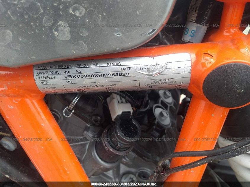2017 KTM 1290 SUPER DUKE GT VBKV6940XHM953823