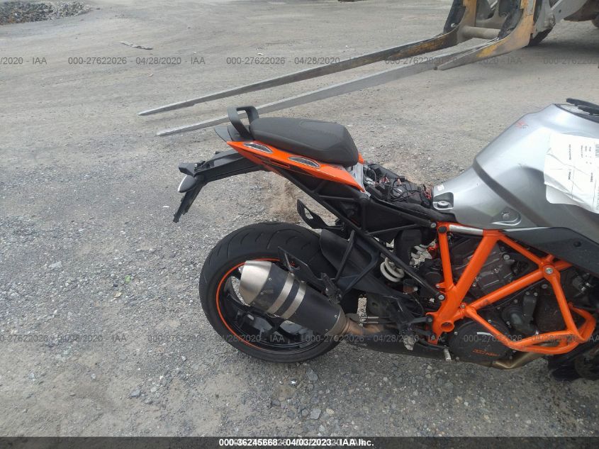 2017 KTM 1290 SUPER DUKE GT VBKV6940XHM953823