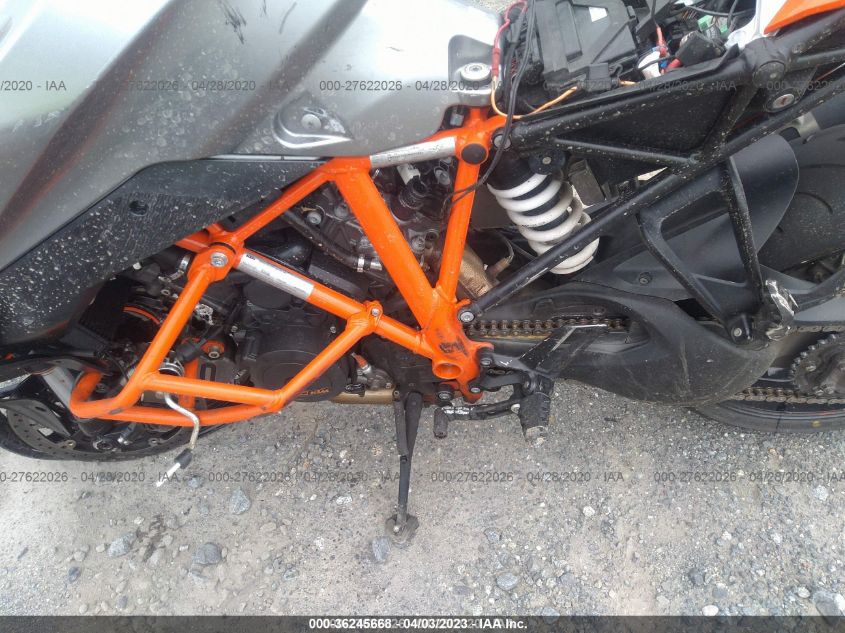 2017 KTM 1290 SUPER DUKE GT VBKV6940XHM953823