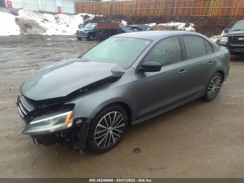 2015 VOLKSWAGEN JETTA SEDAN 1.8T SPORT - 3VWD17AJ7FM210838