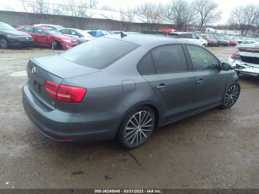 2015 VOLKSWAGEN JETTA SEDAN 1.8T SPORT - 3VWD17AJ7FM210838