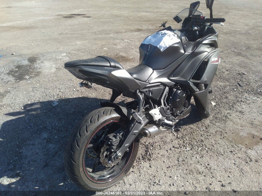 VIN ML5EXEN17NDA75193 2022 KAWASAKI EX650 N