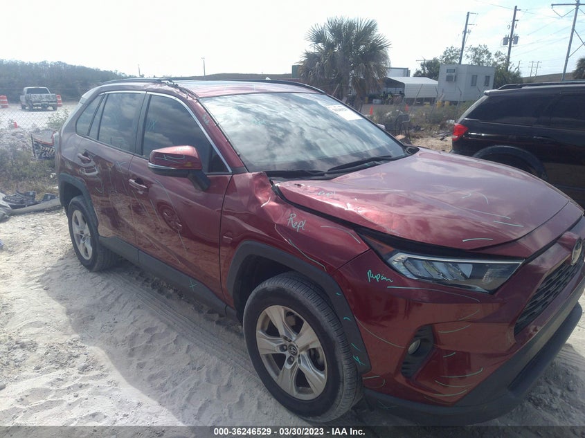 VIN 2T3W1RFV0KC004743 2019 TOYOTA RAV4 XLE