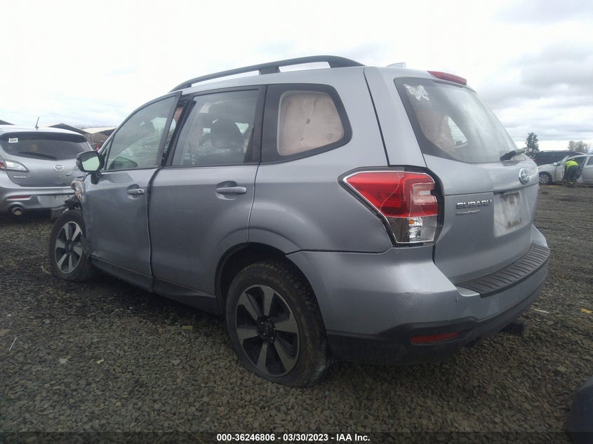 VIN JF2SJABCXHH447517 2017 SUBARU FORESTER