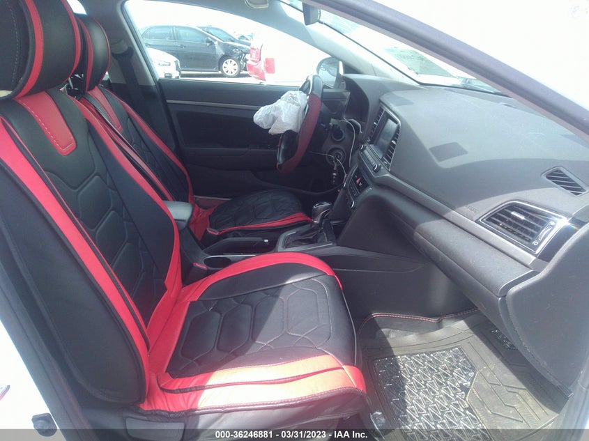 VIN 5NPD84LF6JH288581 2018 HYUNDAI ELANTRA SEL
