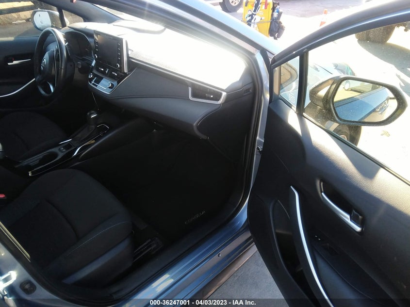 VIN JTDP4RCE2LJ036205 2020 TOYOTA COROLLA SE