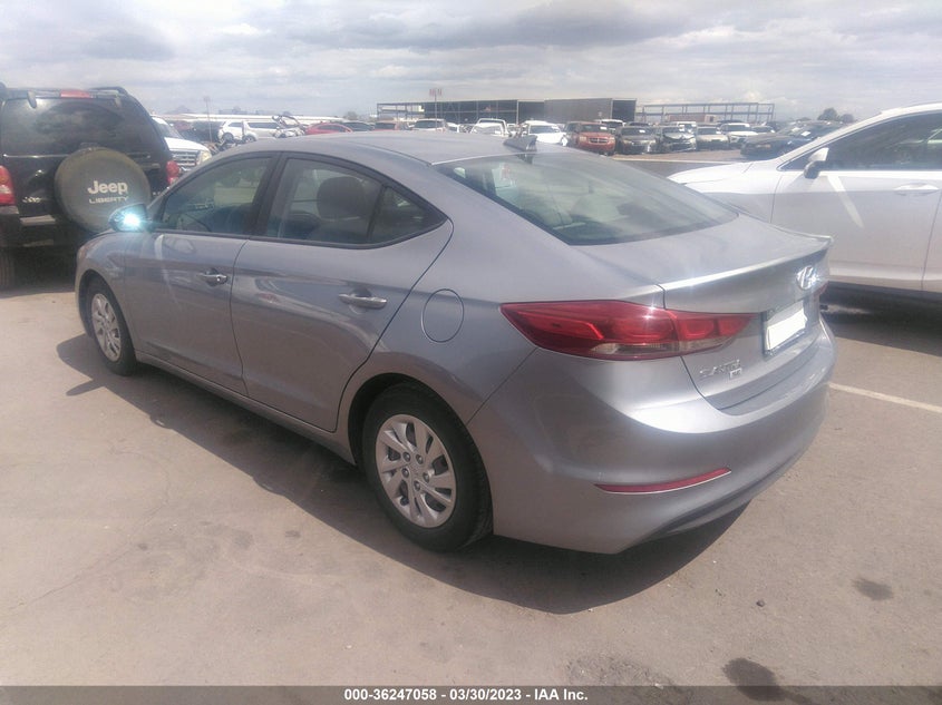 VIN 5NPD74LF4HH138577 2017 HYUNDAI ELANTRA SE