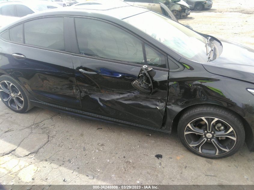 2019 CHEVROLET CRUZE LT - 1G1BE5SM5K7132293