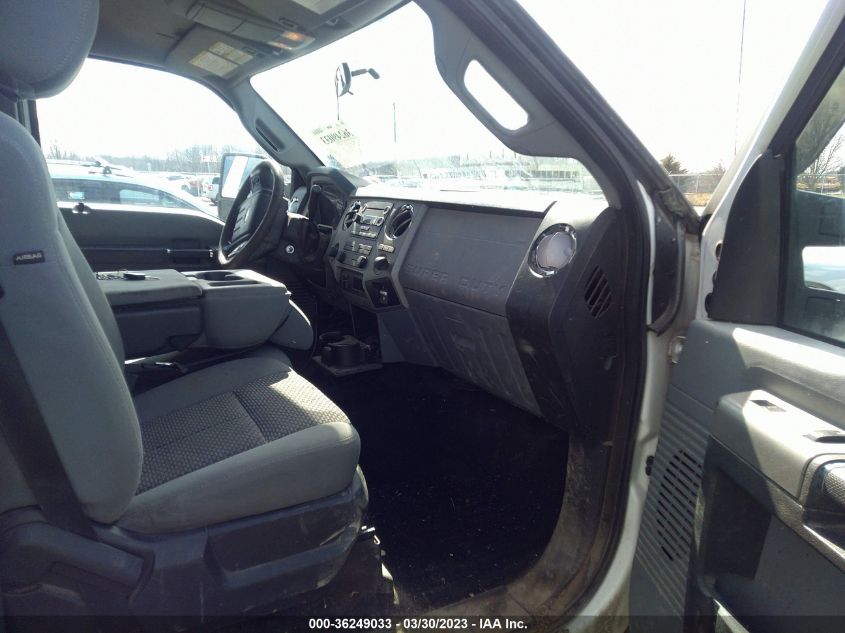 2015 FORD SUPER DUTY F-250 SRW LARIAT/PLATINUM - 1FT7W2BT3FEA72533