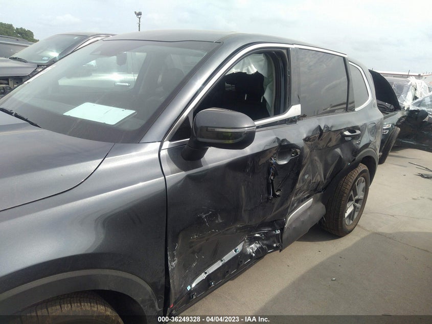 VIN 5XYP2DGC1PG361533 2023 KIA TELLURIDE LX