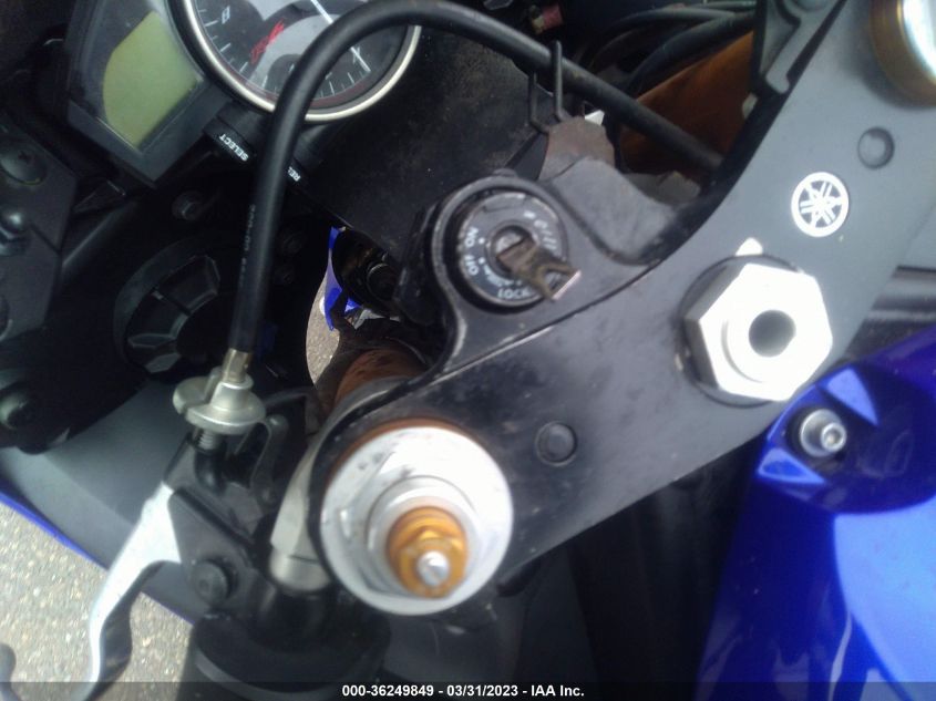 2009 YAMAHA YZFR6 JYARJ16E99A013684