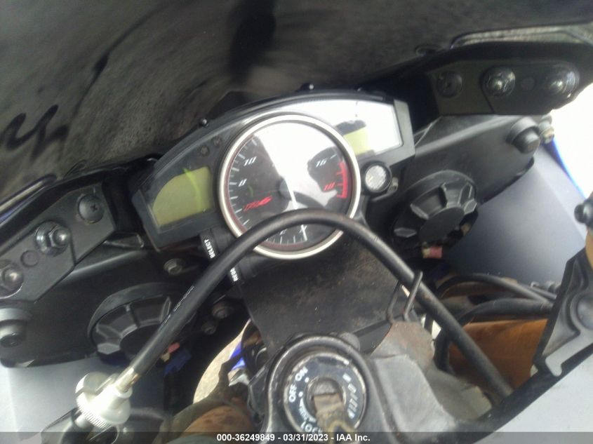 2009 YAMAHA YZFR6 JYARJ16E99A013684