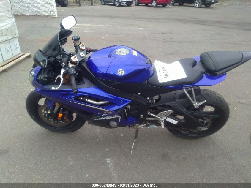 2009 YAMAHA YZFR6 JYARJ16E99A013684