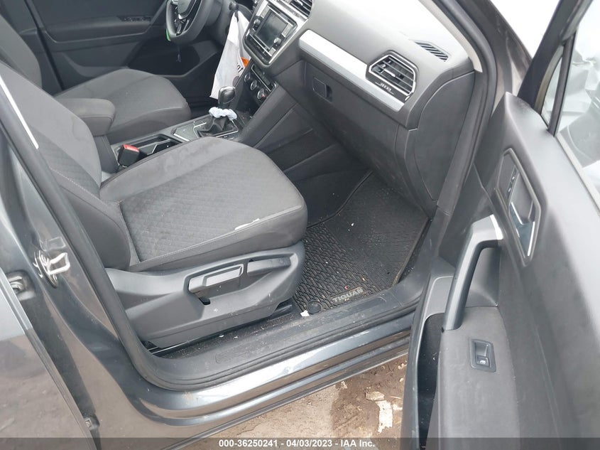 VIN 3VV1B7AX4KM090029 2019 VOLKSWAGEN TIGUAN S
