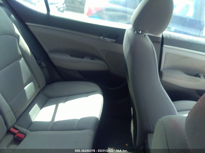 VIN 5NPD84LF6JH334927 2018 HYUNDAI ELANTRA SEL